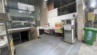 Chính chủ Mặt bằng sân cho thuê kinh doanh buốn bán