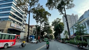 Nhà MTKD An Dương Vương, P4, Q5. DT 4x19m, 2 lầu ST