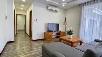 Bán nhà 7 tầng phố Trịnh Công Sơn, 100m2, có vỉa hè, ô tô tránh. 