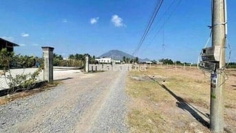 Dư ko ở cần bán lô đất 5*30, giá 590tr,sổ sẵn,ngay TT Dương Minh Châu,