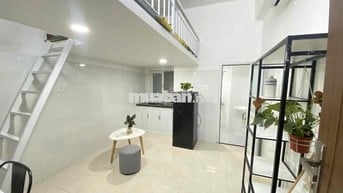 Phòng có gác Full Nội Thất, 30m2 gần ĐH Ngoại Thương, Ngã Tư Hàng Xanh