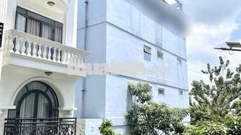 Cho Thuê Nhà Đường Thoại Ngọc Hầu, Tân Phú ( Có Thang Máy - 6PN, 7WC )