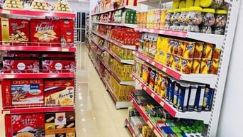 HỆ THỐNG CỬA HÀNG CẦN TUYỂN NHÂN VIÊN 