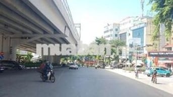 PHẠM VĂN ĐỒNG - BẮC TỪ LIÊM. OTO TRÁNH - NHÀ 5 TẦNG, LÔ GÓC, 8.7 TỶ