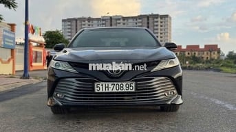 Toyota Camry 2019 2.5Q  mẫu mới nhập Thái 1 chủ