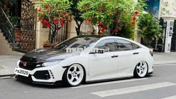 Honda Civic 2020 1.5RS - 45000 km