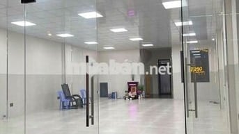 CHo thuê nhà mặt tiền đường Phạm văn chiêu 8x18m 5L trống suốt