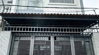 Bán nhà 2 tầng, 58.5m2 ngay Cô Giang, Phú Nhuận. Giá: 3 Tỷ 229, có SHR