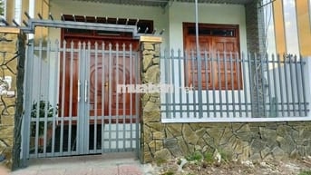 Nhà đẹp chỉ 950 triệu dt 107mz2 tại dương công khi, tân hiệp, sổ riêng