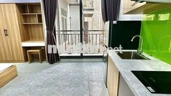 Siêu phẩm CCMN 30m2 Full nội thất, bạn công thoáng tại Mỹ Đình