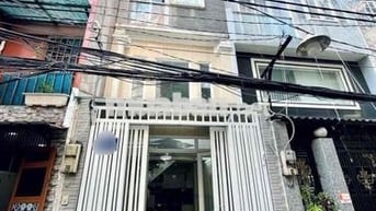 NHÀ QUẬN 3 SÁT MẶT TIỀN CHỈ 7 TỶ NHỈNH