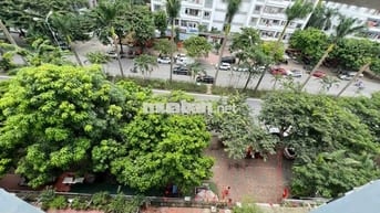 Bán căn hộ tòa A3 KĐT Mỹ Đình 1, 76m2, 2N, 2WC, giá 5,75 tỷ.