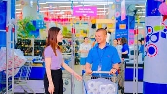 Hệ Thống Siêu Thị Tuyển Bán Hàng Tại Quầy, Đóng Gói Dán Tem, Tạp Vụ