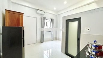 PHÒNG ĐẸP CỬA SỔ LỚN 5P ĐI VINCOM PHAN VĂN TRỊ