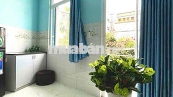 Căn hộ dịch vụ full nội thất - ban công thoáng mát