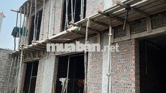 Nhà 3 tầng 54m2 mới xây tại Văn Lâm, Hưng Yên đường trước đất gần 4m