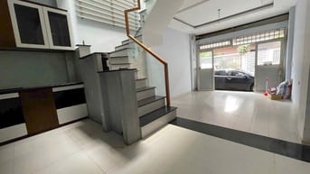 Bán nhà đường số 8 Trần Não , gần chợ Đo Đạc, dt 4,2m nở hậu 4,6mx10m