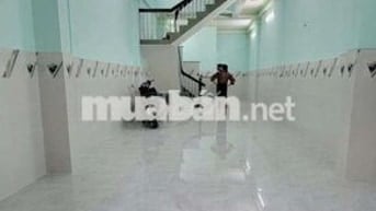 DT 4,5 X 18M MẶT TIỀN ĐƯỜNG LẠC LONG QUÂN