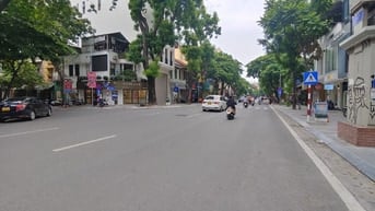 Bán nhà Mặt Phố Huế 200m2, Mặt tiền 7m, Phù hợp xây Building