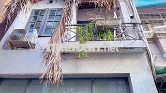 GIẢM 500TR
CHDV Phan Xích Long Sát MT HXH 4x12 - 4 Tầng chỉ 8.TỶ