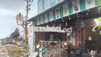 Bán gấp căn nhàMT bán trà sữa ở gần TT Trảng Bàng 134m2 SHR giá 740tr