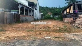 chủ ngộp cần bán lô 500m2 giá 210triệu/lô đất ở Trung tâm Chơn Thành