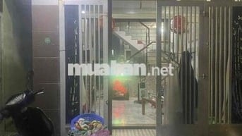 chính chủ bán nhà mặt tiền đẹp , đầy đủ công năng