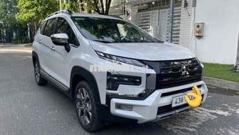 Mitsubishi Xpander Cross 2024 - 12100 km