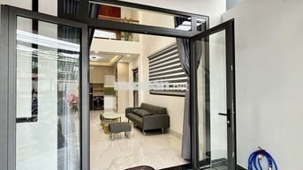 MẶT TIỀN LÔ GÓC DƯƠNG BÁ TRẠC – NHÀ MỚI 100% FULL NỘI THẤT – DTCN 60M²