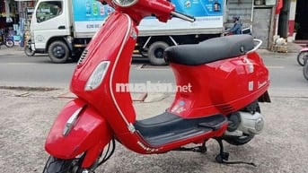 Bán xe buýt 3 Piaggio đăng ký 2013 sang điện tử