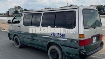 Toyota Hiace 2003 Van 3 chỗ - 100000 km