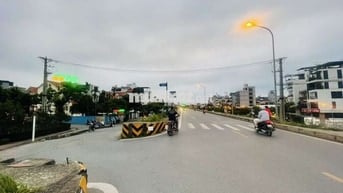 Bán Lô Đất Bắc Biên Ngọc Thụy Long Biên 54m MT 6m Giá 4,95 Tỷ