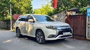 2023 Premium 2.0 CVT - 25555 km