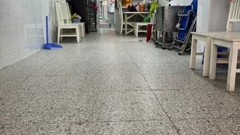 Cho thuê nhà nguyên căn mặt tiền đường Xô Viết Nghệ Tĩnh, Bình Thạnh