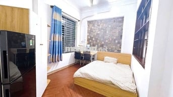 CHO THUÊ STUDIO TÁCH BẾP CỬA SỔ TRỜI LỚN FULL NỘI THẤT SÁT BÊN SÂN BAY