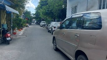 Quận 7 gần cầu Tân Thuận, cách Quận 4 Quận 1 chỉ 1km, ô tô tới nhà