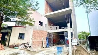 CHÍNH CHỦ BÁN MẶT TIỀN 105m2 ĐƯỜNG NHỰA KDC TÂN ĐÔ, SỔ HỒNG RIÊNG