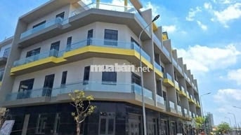 Bán Nhà 1 Trệt 2 Lầu Sân Thượng, 75m2 giá 5 tỷ, Nhà Mới 100%