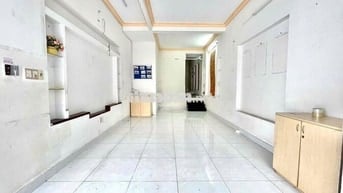 CHo thuê nhà hẻm đường Nguyễn văn khối 7x20m 2L