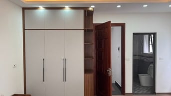 Bán nhà lô góc Hồ Tùng Mậu 33m2 5 tầng, mặt tiền rộng, sát phố 8,4 tỷ