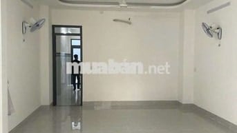 Cho thuê nhà nguyên căn dt 4,5×20,có 2pn,2wc, nhà mới mặt tiền đường