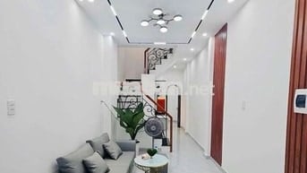Mặt Tiền Kinh Doanh Đỉnh  4.25 tỷ
Nhà Đúc 2 Tầng 3PN  Cạnh Nguyễn Sơn