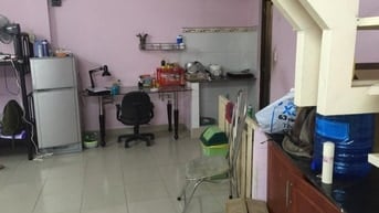 Cho thuê phòng trọ nguyên tầng ở ghép 700.000 đồng/tháng