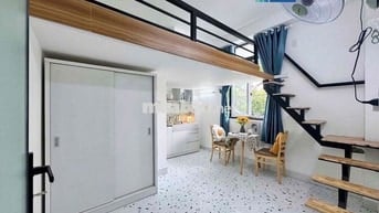 Căn hộ duplex cửa sổ siêu thoáng sau lưng HUIT ở được 2-3 bạn 😍