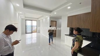 Cho thuê căn hộ 3 phòng ngủ rộng view đẹp giá chỉ 6.5tr, gần cầu Q12