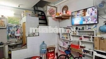 Bán nhà Âu Cơ 20m2, hỗ trợ vay bank, nhà 3 tầng chỉ nhỉnh 2 tỷ TL