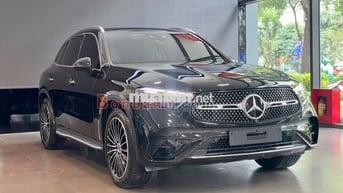 GLC300 4Matic model 2024