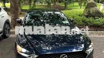 Mazda 3 2022 1.5L Luxury - 10000 km