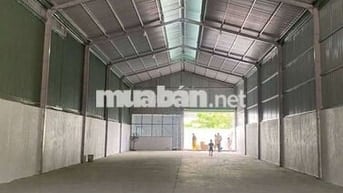 Cho thuê kho xưởng 700m2, có 3pha, vp, đường xe container