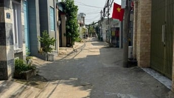 Bán nhà mới gần Lã Xuân Oai 3 phòng ngủ DT đất 150m2